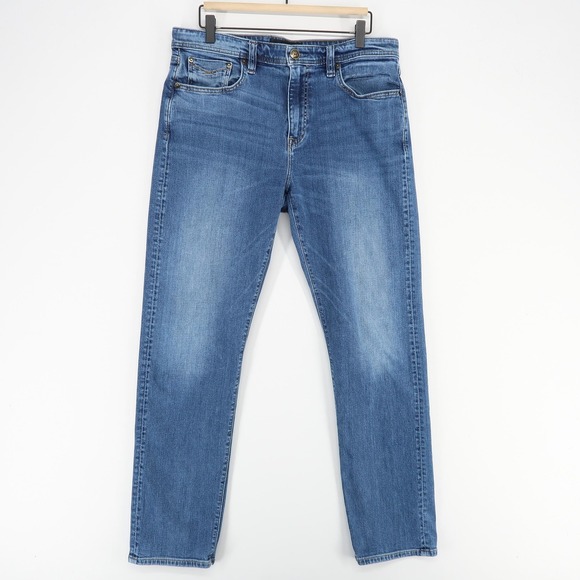 Revtown Jeans Mens 33x32 Blue Decade Denim Automatic Fit Stretch Medium Wash - Picture 1 of 10